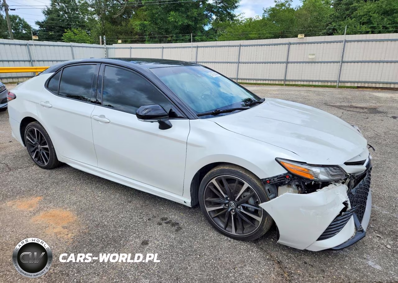 2019 Toyota Camry Xse V6 VIN:4T1BZ1HKXKU031550 - 4