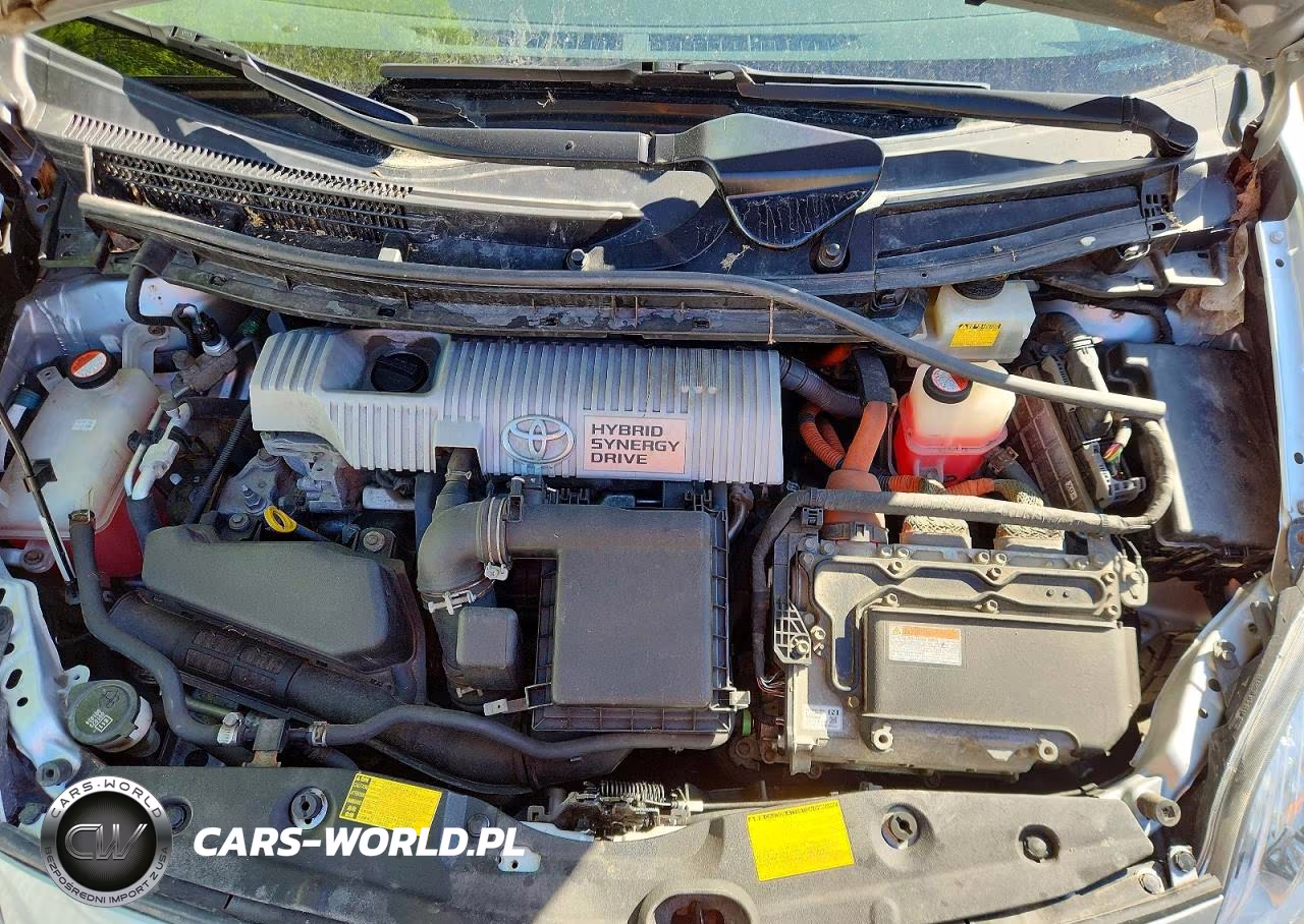2015 Toyota Prius Two VIN:JTDKN3DU0F1875901 - 11
