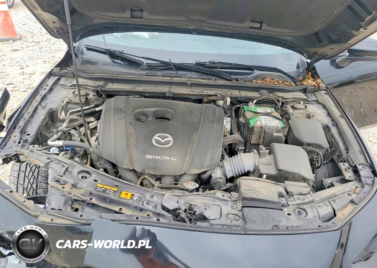 2020 Mazda 3 Premium VIN:JM1BPANM6L1152952 - 11