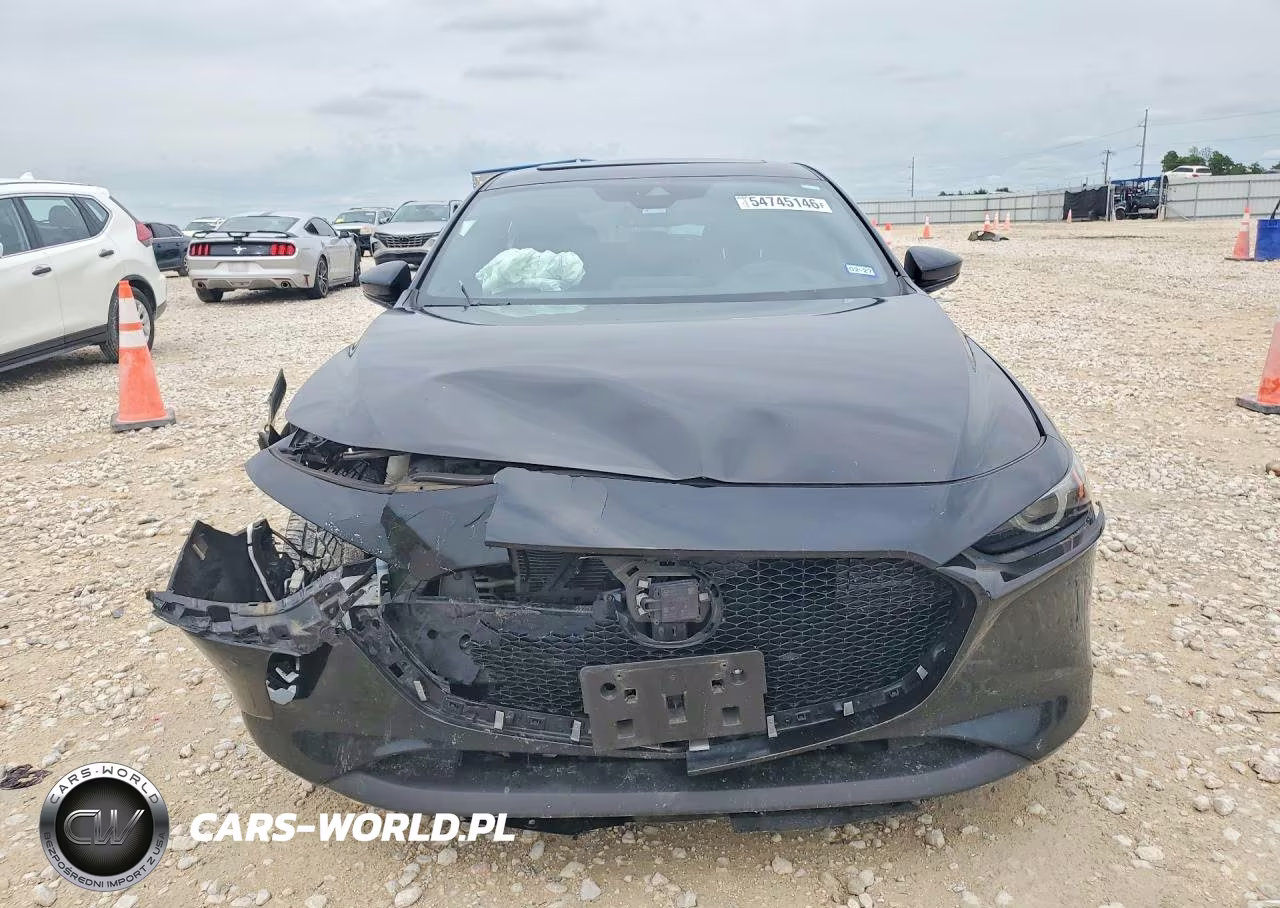 2020 Mazda 3 Premium VIN:JM1BPANM6L1152952 - 5