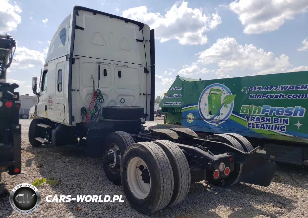 2023 Freightliner Cascadia 126 Semi Truck VIN:1FUJHHDR7PLUA6617 - 3