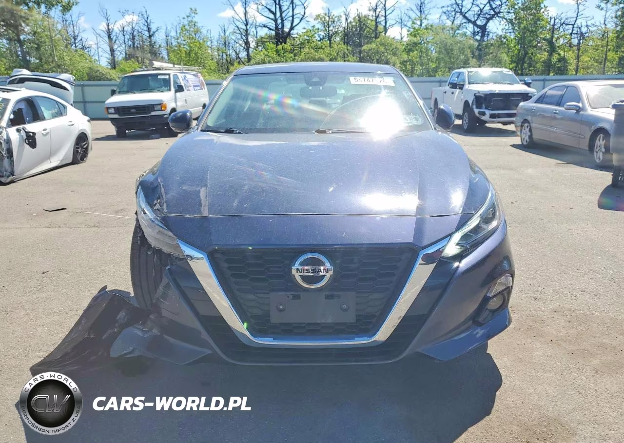 2019 Nissan Altima Platinum VIN:1N4BL4FW0KC136672 - 5