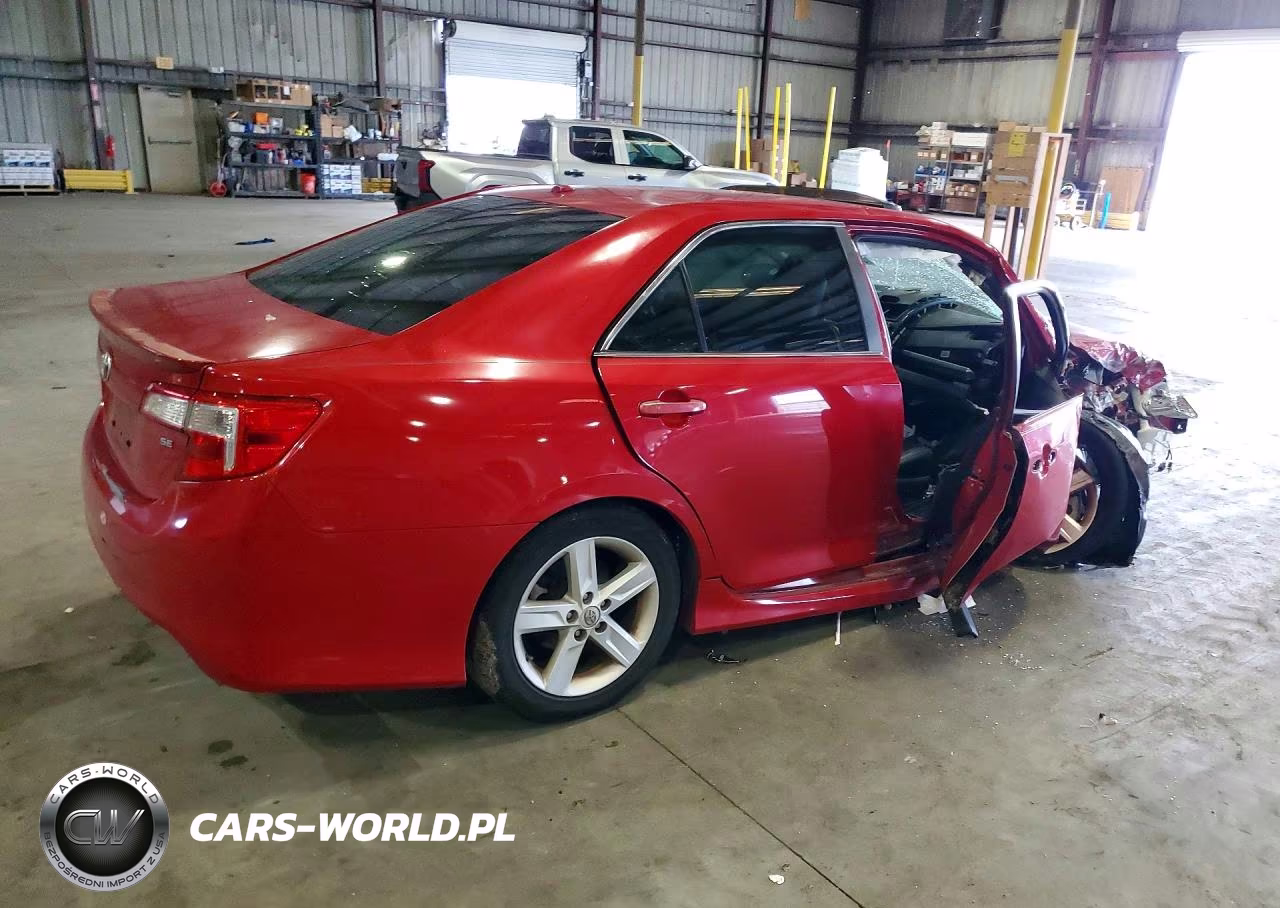 2014 Toyota Camry Se VIN:4T1BF1FK9EU844801 - 3