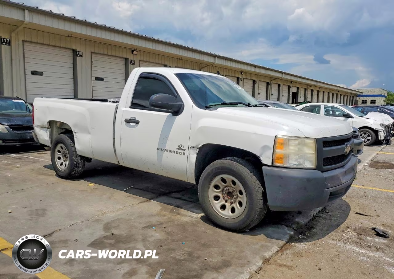 2008 Chevrolet Silverado C1500 VIN:1GCEC14XX8Z138808 - 4