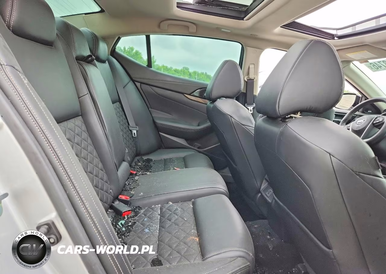 2018 Nissan Maxima Platinum VIN:1N4AA6APXJC366912 - 10