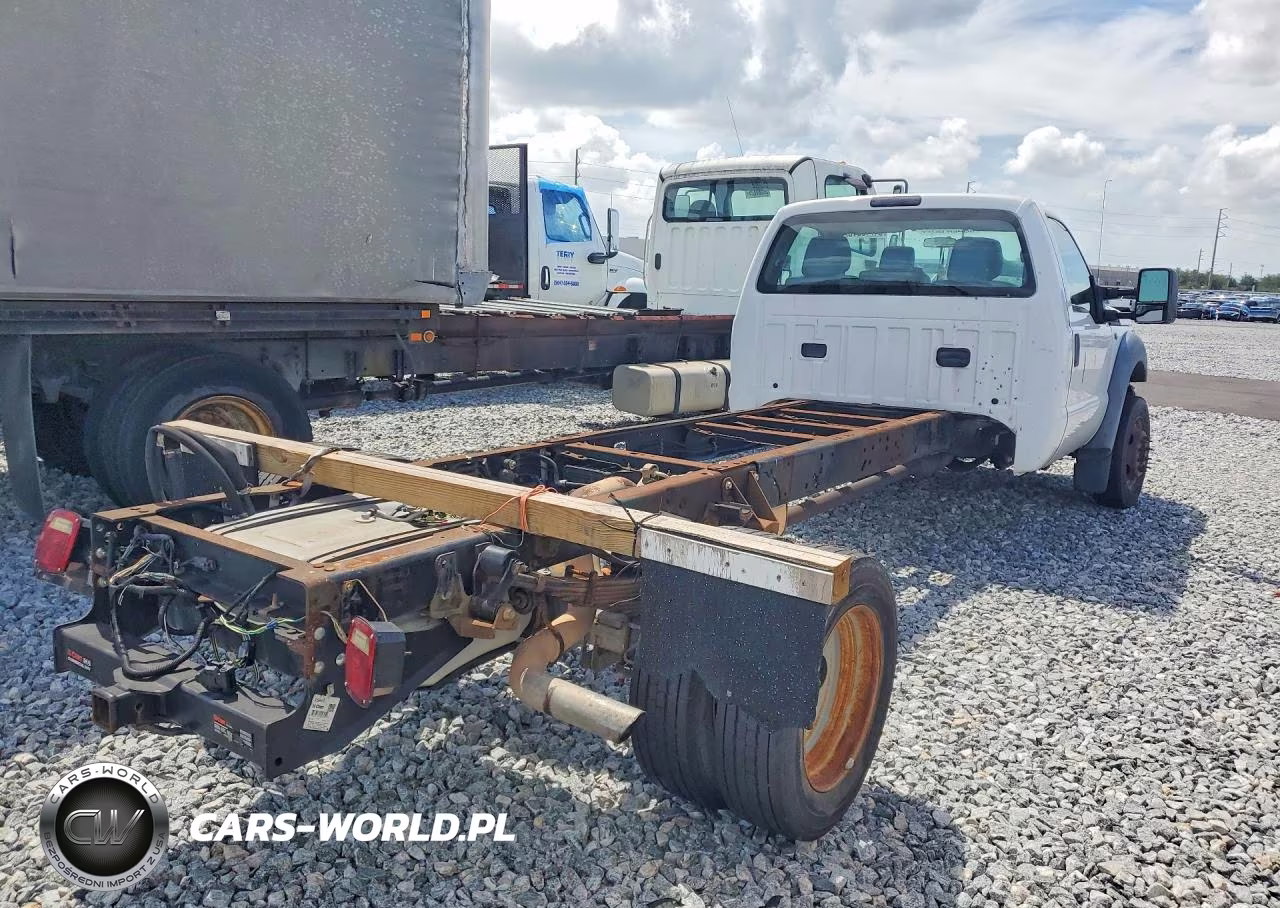 2016 Ford F550 Super Duty VIN:1FDUF5GY5GEA84852 - 3