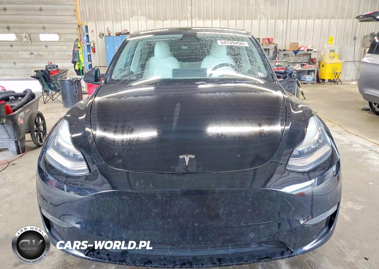 2020 Tesla Model Y VIN:5YJYGDEE6LF049770 - 5