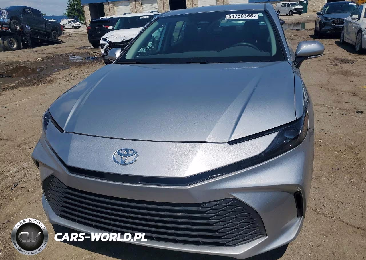 2026 Toyota Camry Le VIN:4T1DBADK7TU040341 - 5