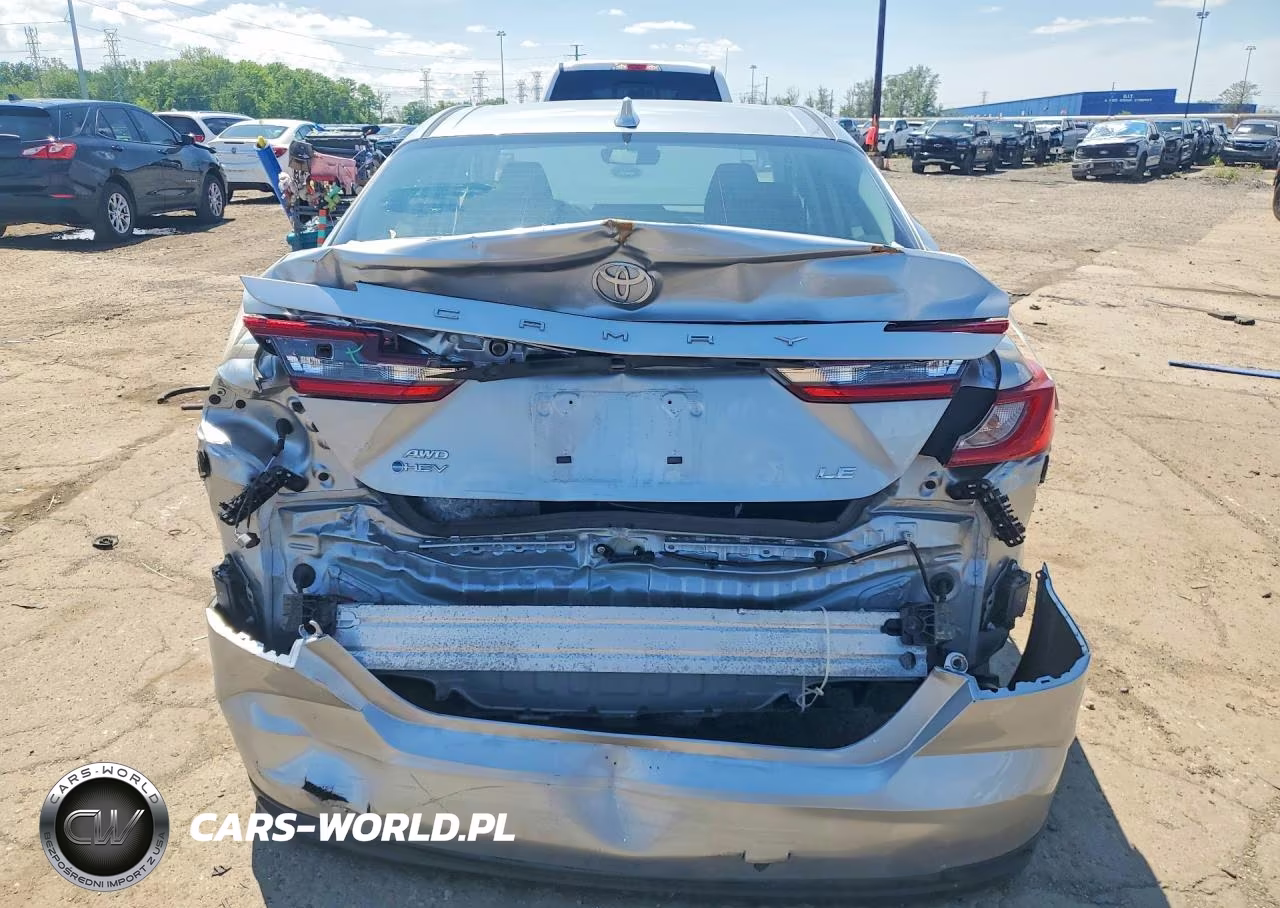 2026 Toyota Camry Le VIN:4T1DBADK7TU040341 - 6