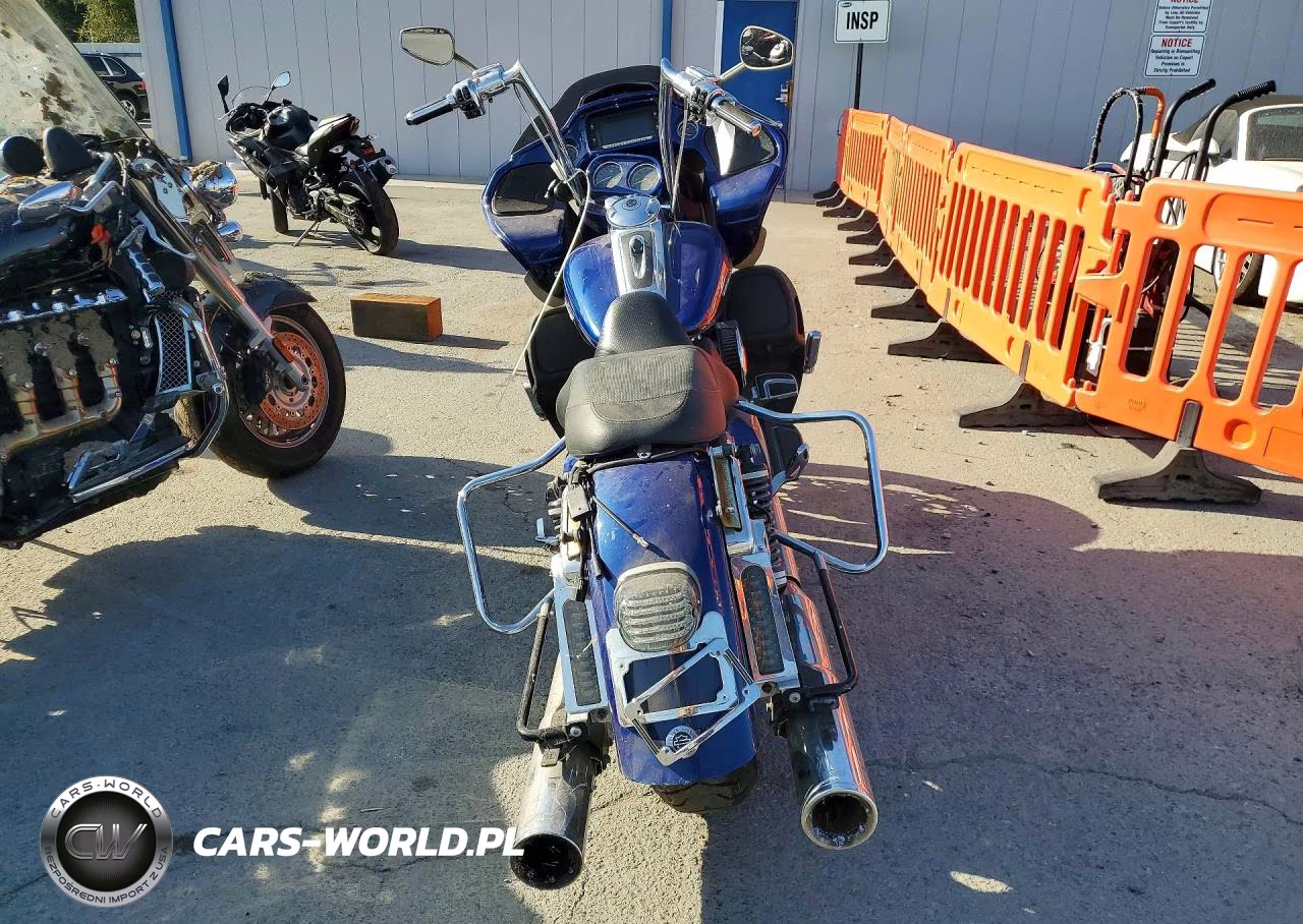 2015 Harley-Davidson Fltruse Cvo Road Glide VIN:1HD1TAN12FB957647 - 4