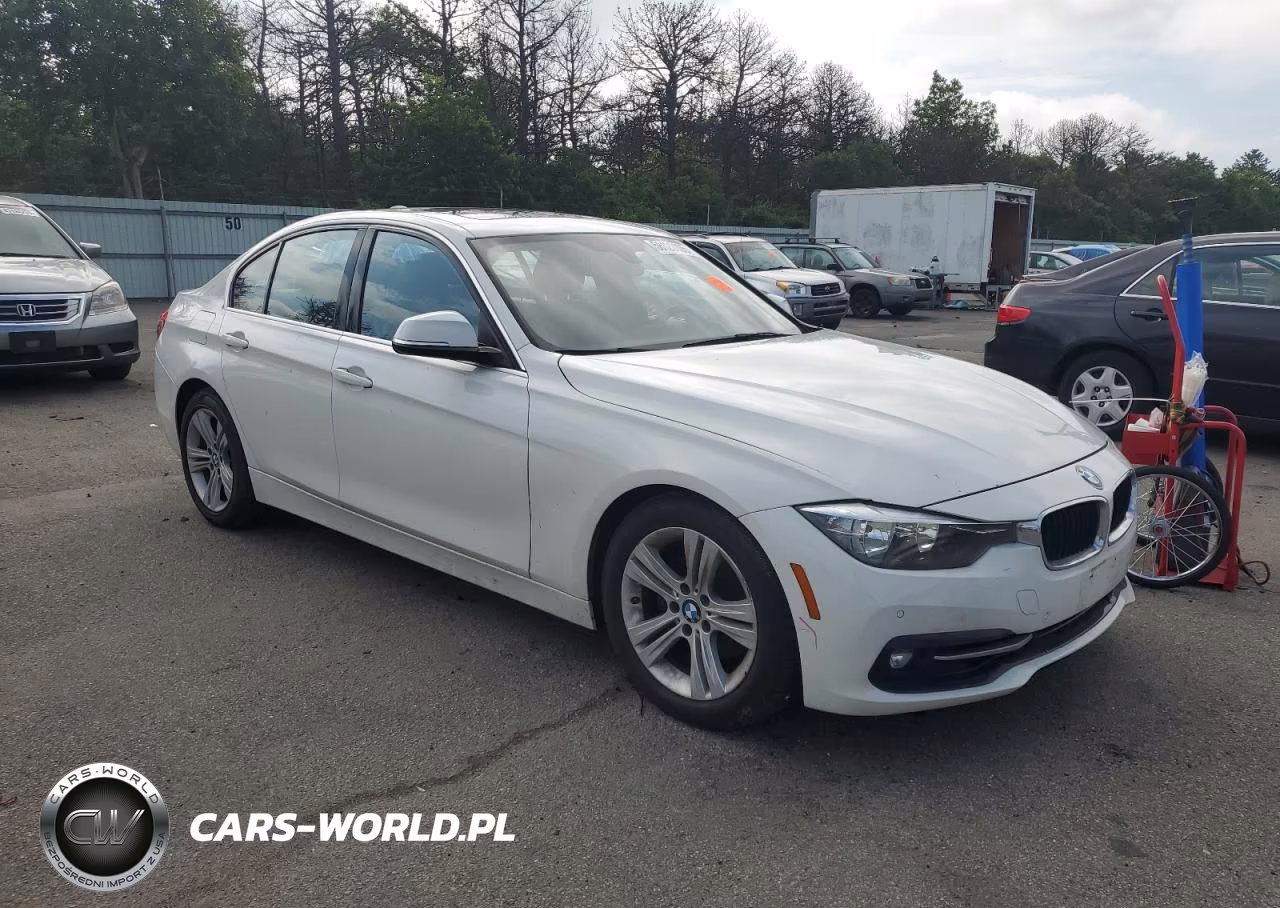 2017 BMW 330 Xi VIN:WBA8D9C3XHA005405 - 4