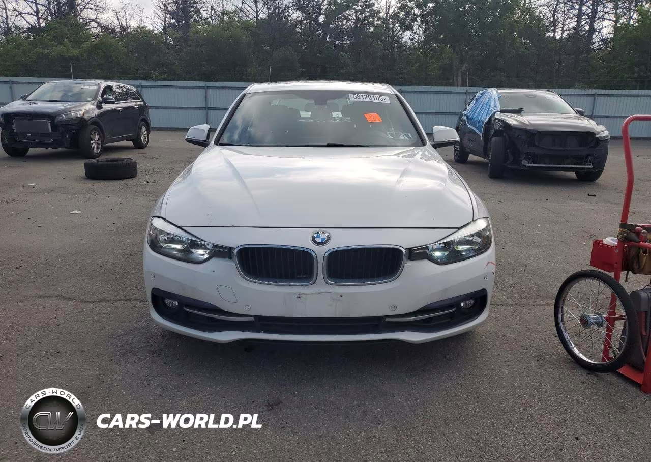 2017 BMW 330 Xi VIN:WBA8D9C3XHA005405 - 5