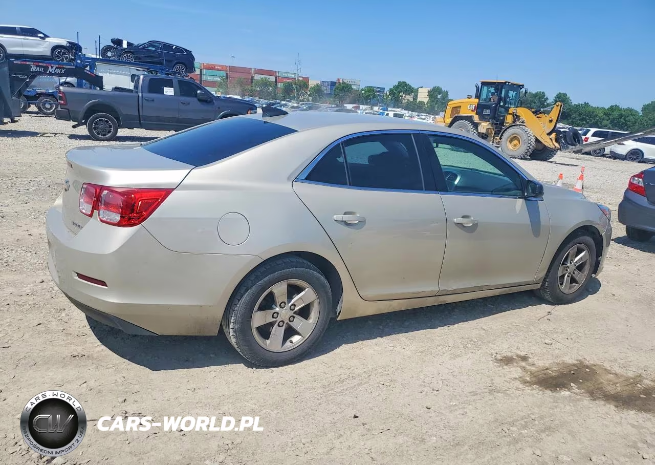 2015 Chevrolet Malibu Ls VIN:1G11A5SL0FF325672 - 3