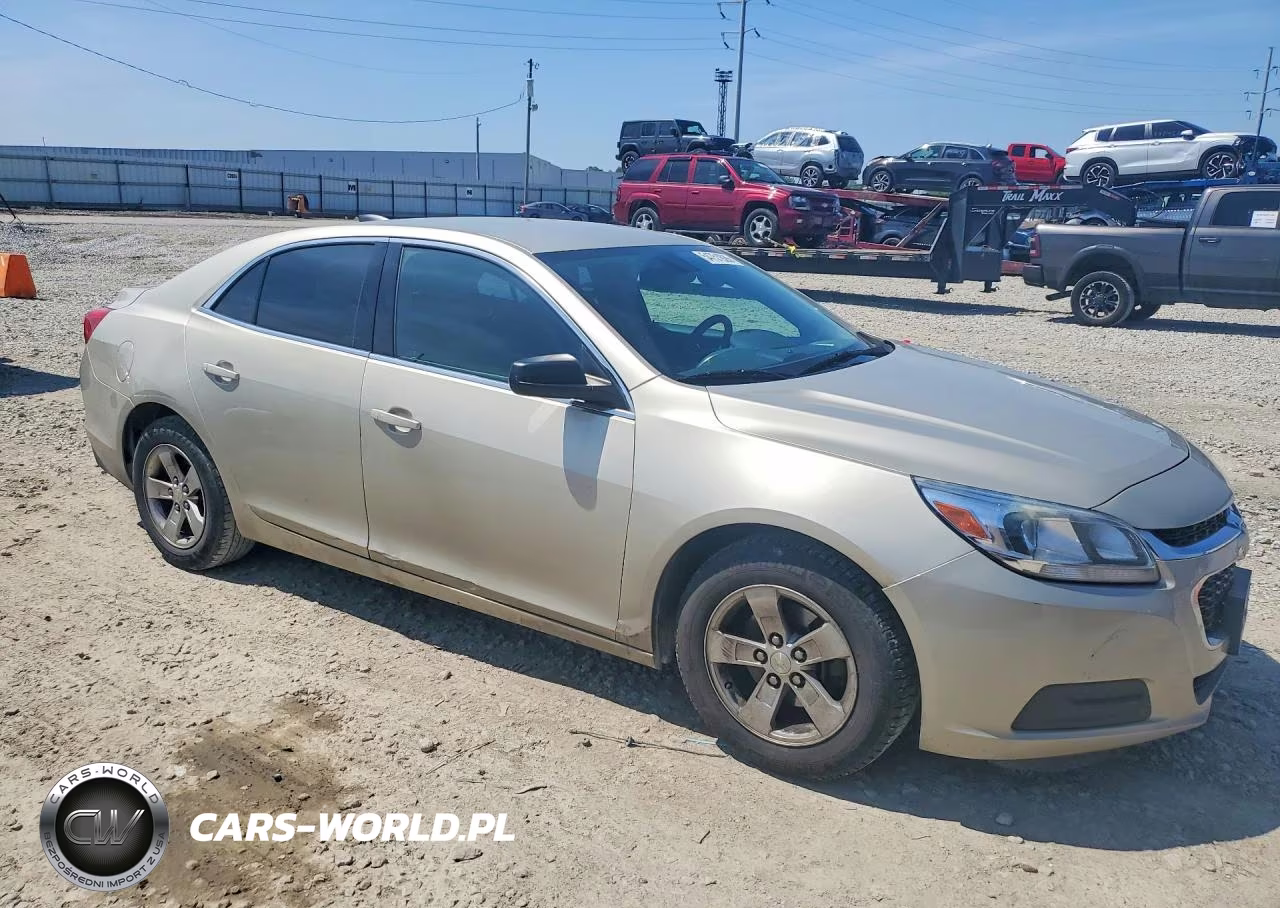 2015 Chevrolet Malibu Ls VIN:1G11A5SL0FF325672 - 4