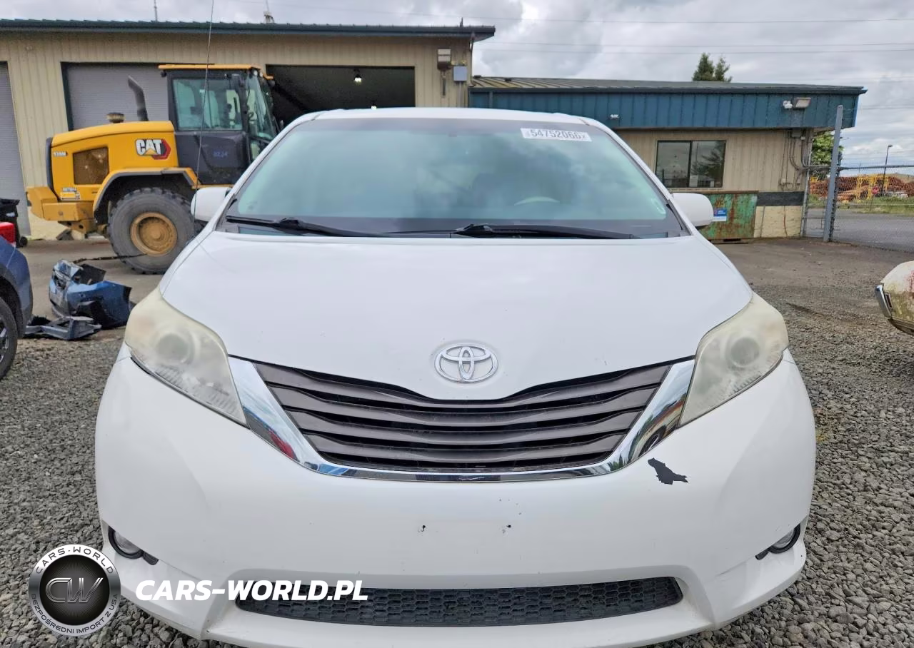 2011 Toyota Sienna Xle 8-Passenger VIN:5TDYK3DCXBS050391 - 5