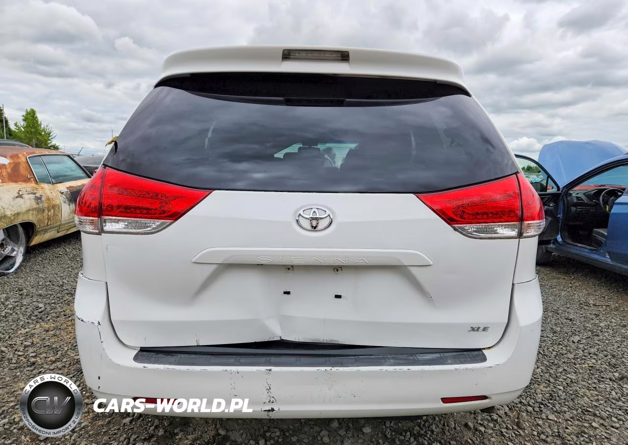2011 Toyota Sienna Xle 8-Passenger VIN:5TDYK3DCXBS050391 - 6