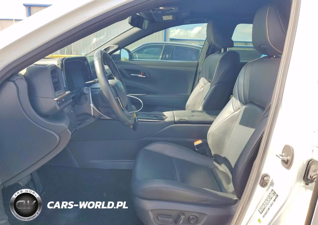 2023 Toyota Crown Limited VIN:JTDAAAAF7P3015369 - 7