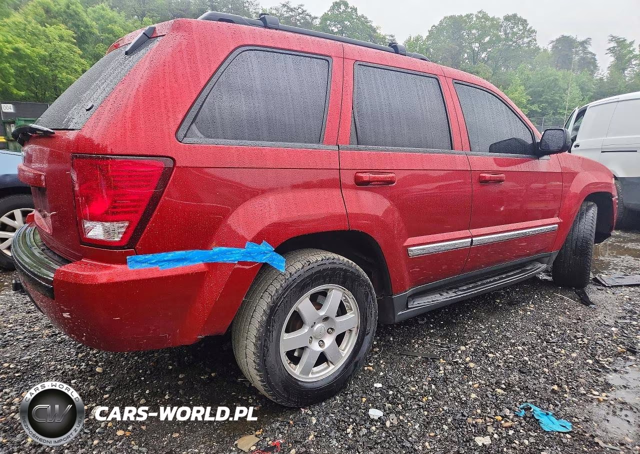 2010 Jeep Grand Cherokee Laredo VIN:1J4PR4GK9AC149004 - 3