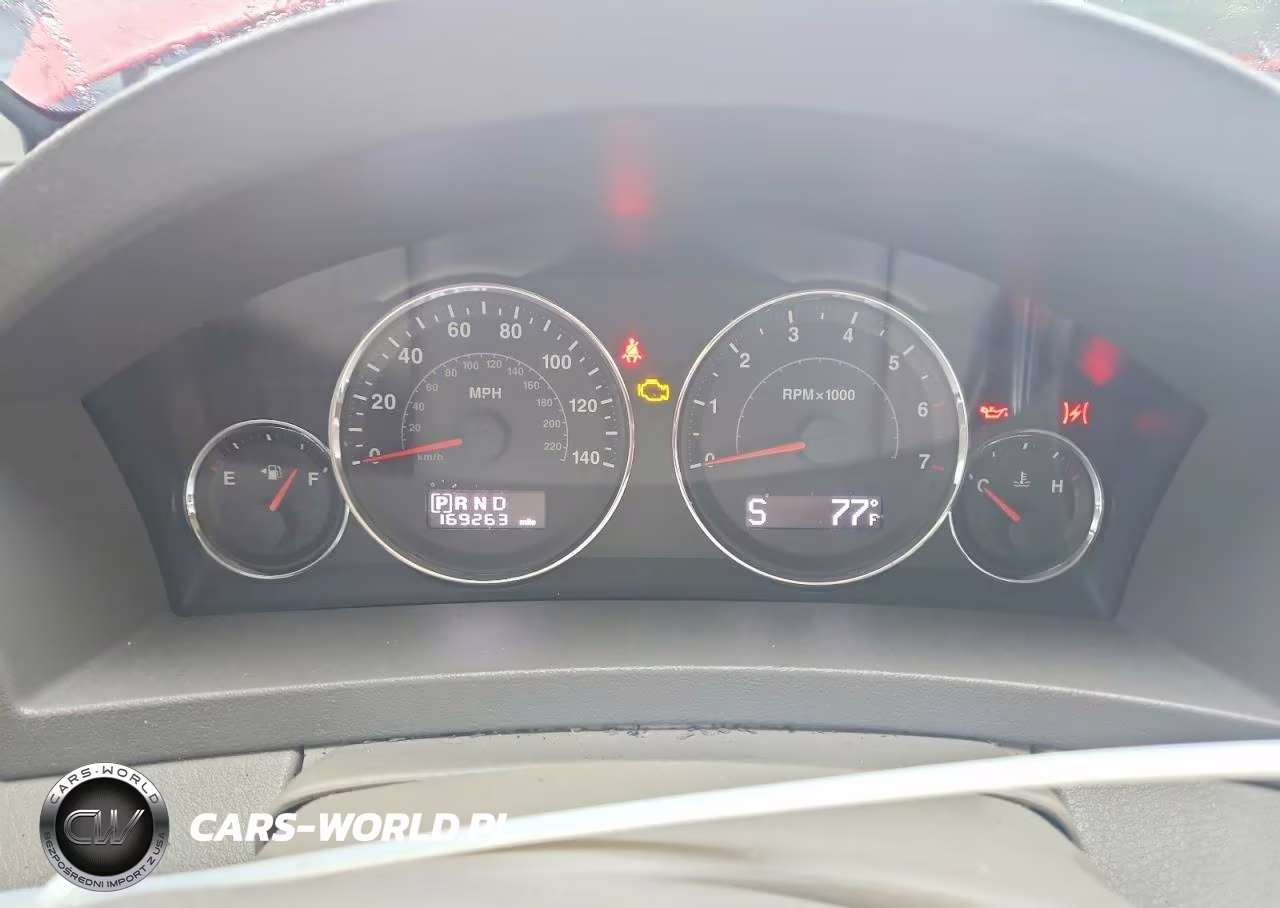 2010 Jeep Grand Cherokee Laredo VIN:1J4PR4GK9AC149004 - 9