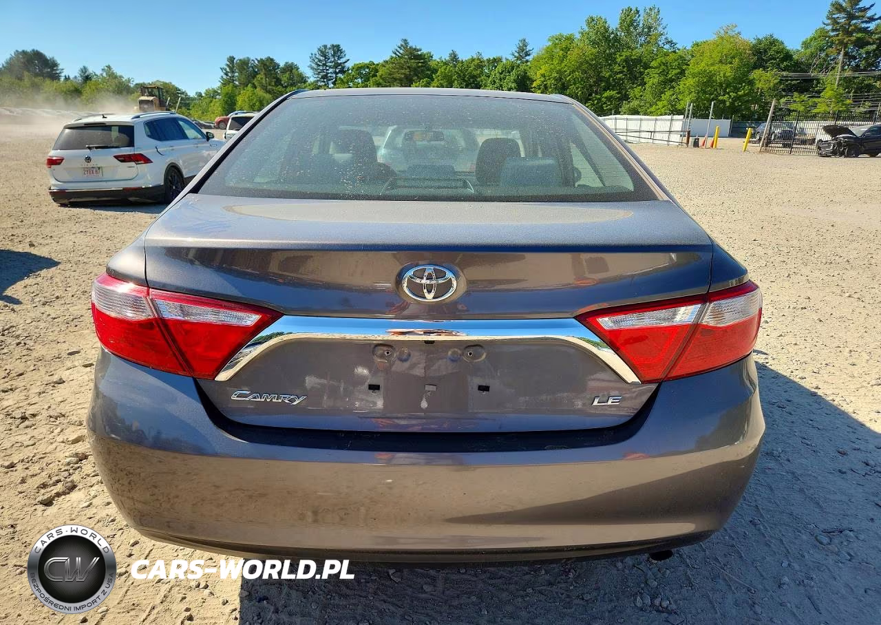 2016 Toyota Camry Le VIN:4T4BF1FK1GR566470 - 6