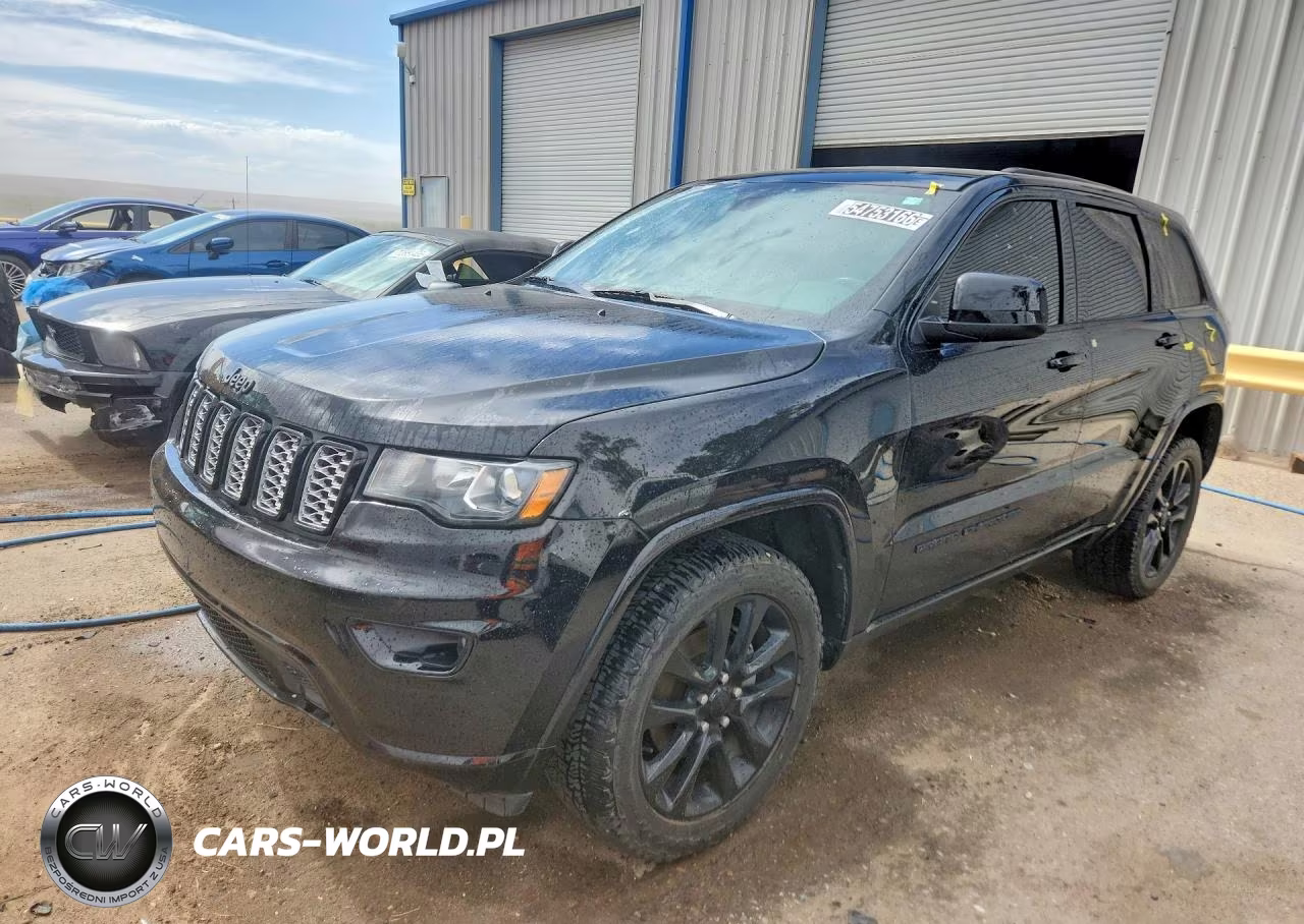 2018 Jeep Grand Cherokee Laredo – zdjęcie 1 z 13