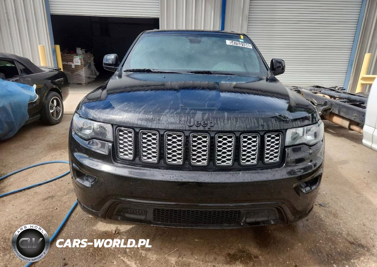 2018 Jeep Grand Cherokee Laredo VIN:1C4RJFAG7JC396382 - 5