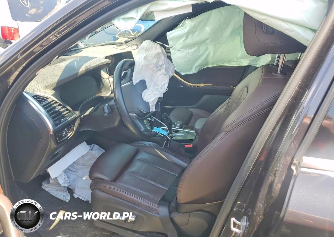 2020 BMW X3 xDrive30I VIN:5UXTY5C06LLT38471 - 7