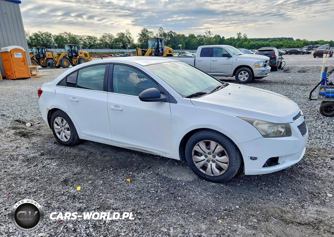 2012 Chevrolet Cruze Ls VIN:1G1PC5SH6C7245394 - 4