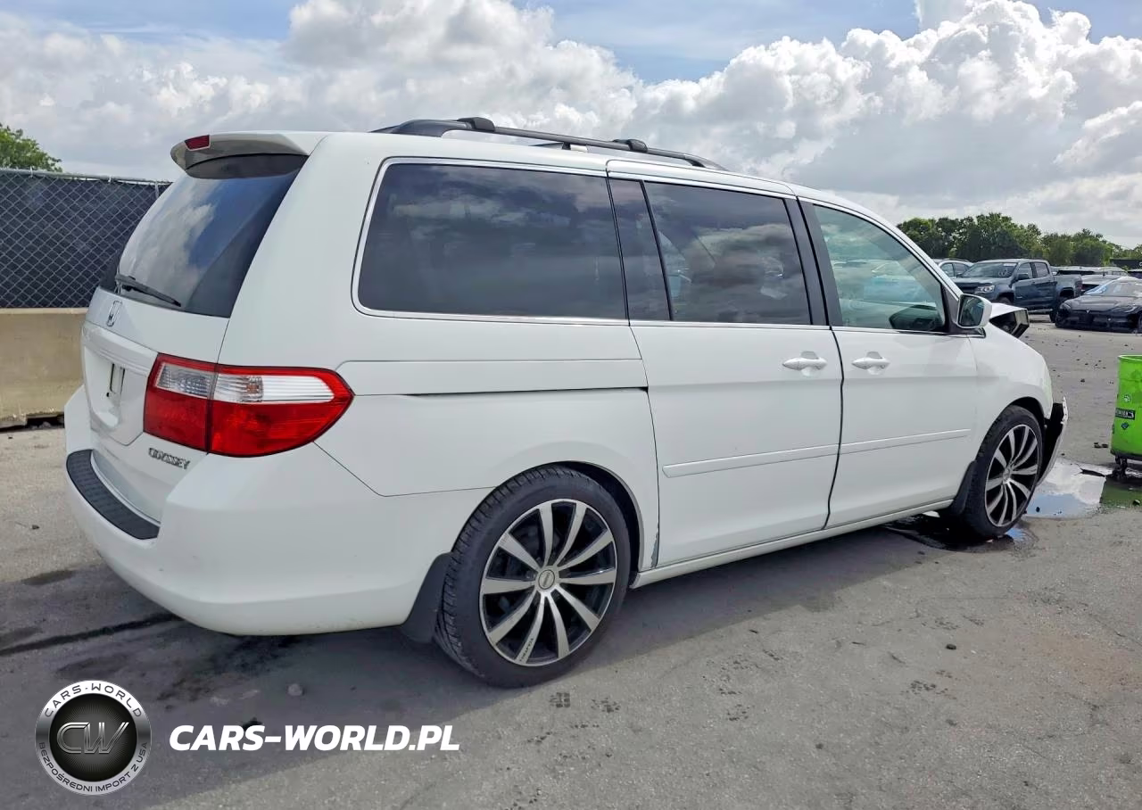 2005 Honda Odyssey Ex VIN:5FNRL38435B033591 - 3
