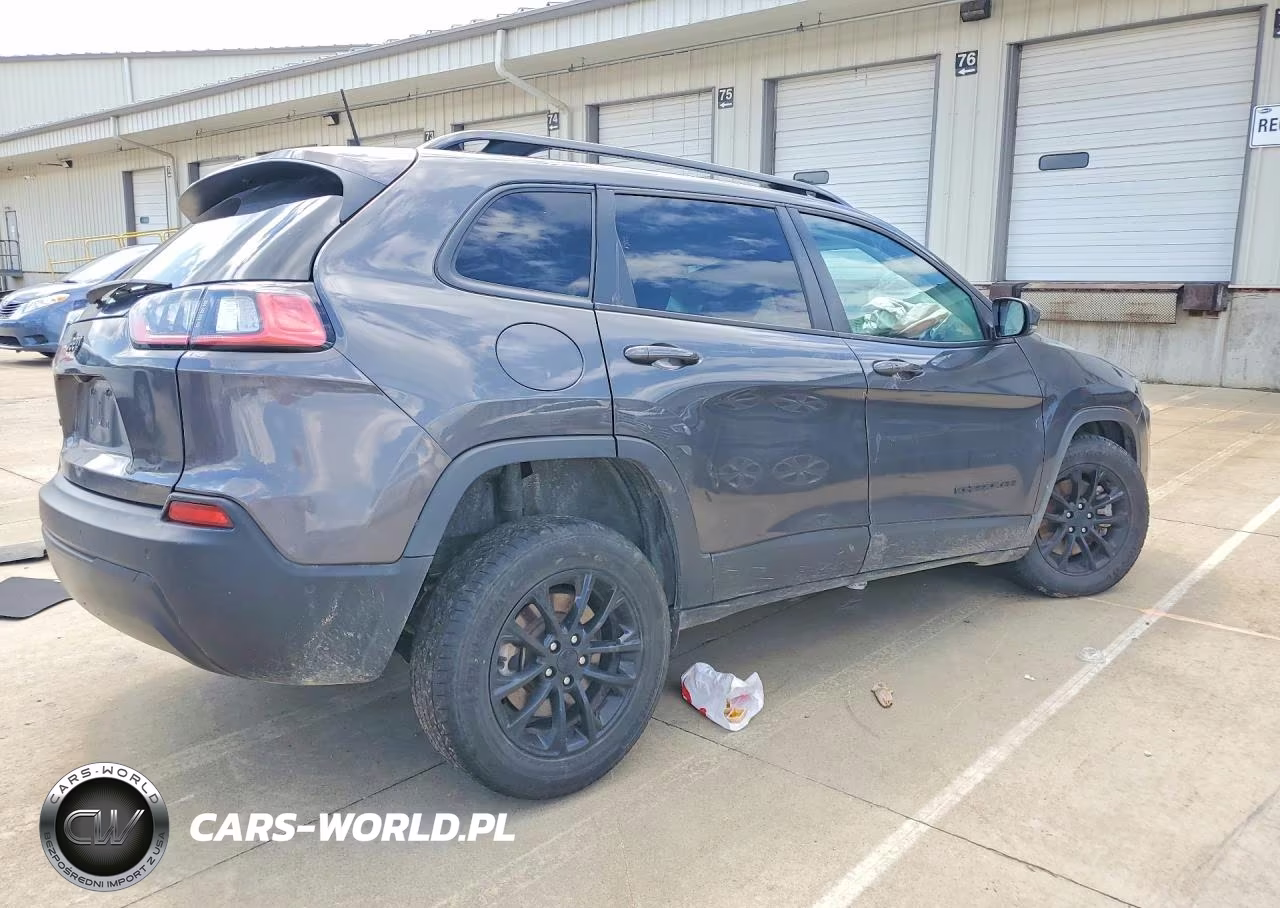 2023 Jeep Cherokee Altitude Lux VIN:1C4PJMMB2PD112252 - 3