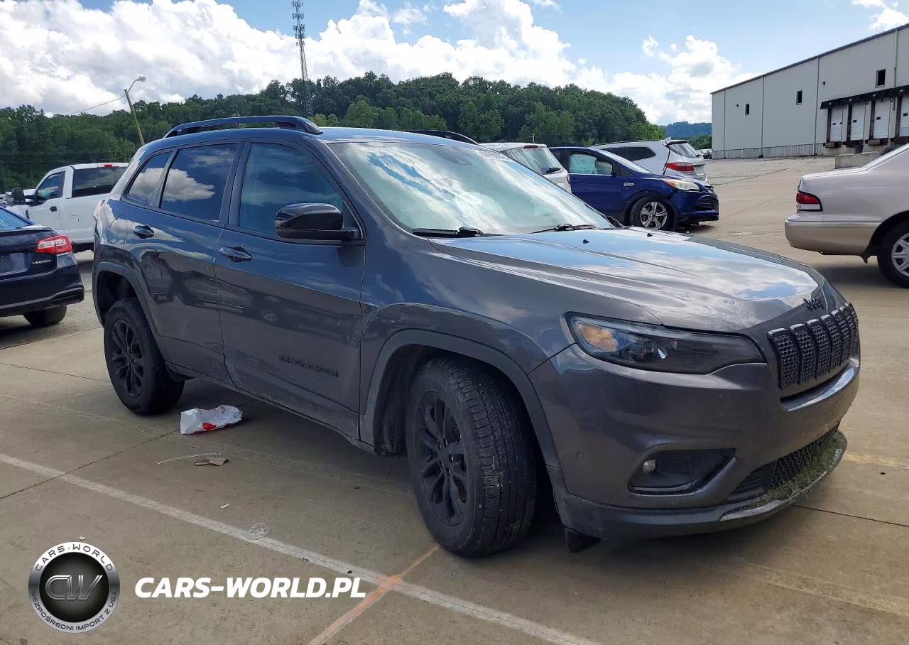 2023 Jeep Cherokee Altitude Lux VIN:1C4PJMMB2PD112252 - 4