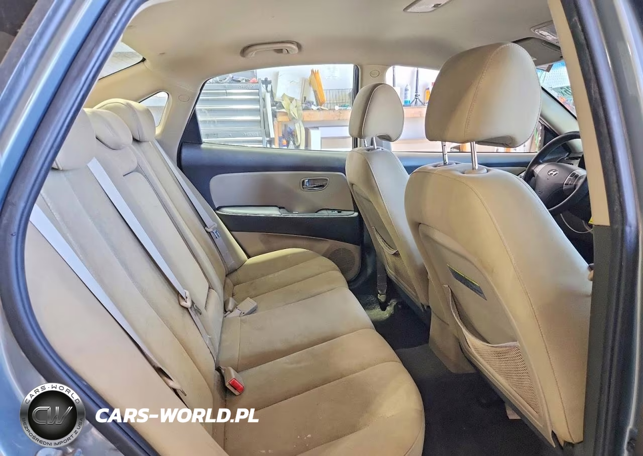 2010 Hyundai Elantra Gls VIN:KMHDU4AD9AU151391 - 10