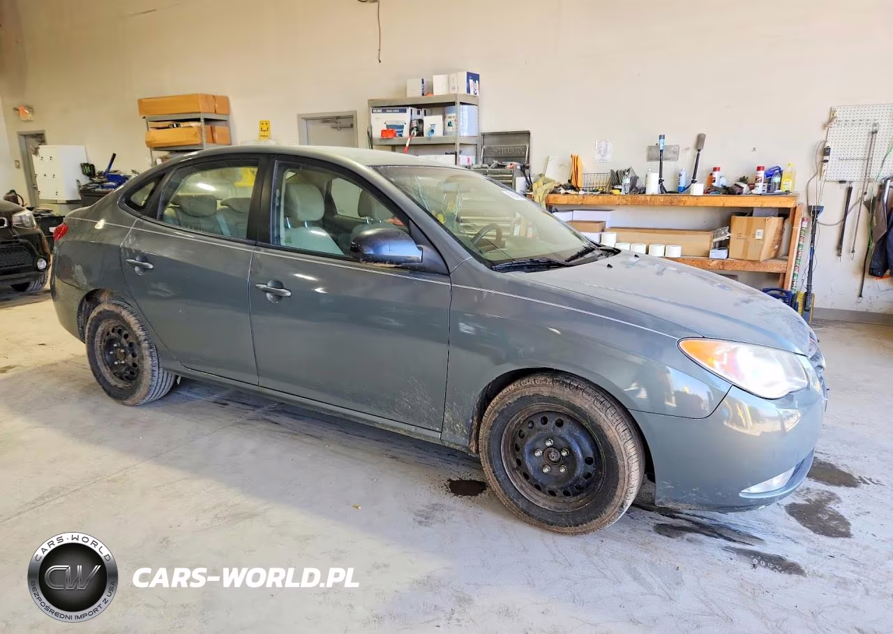 2010 Hyundai Elantra Gls VIN:KMHDU4AD9AU151391 - 4