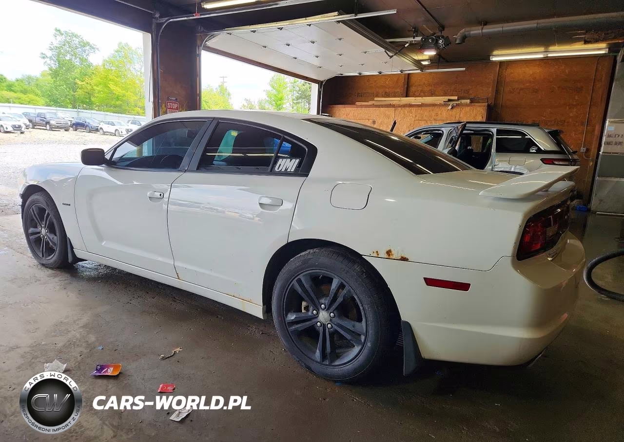 2011 Dodge Charger R VIN:2B3CM5CT3BH611001 - 2