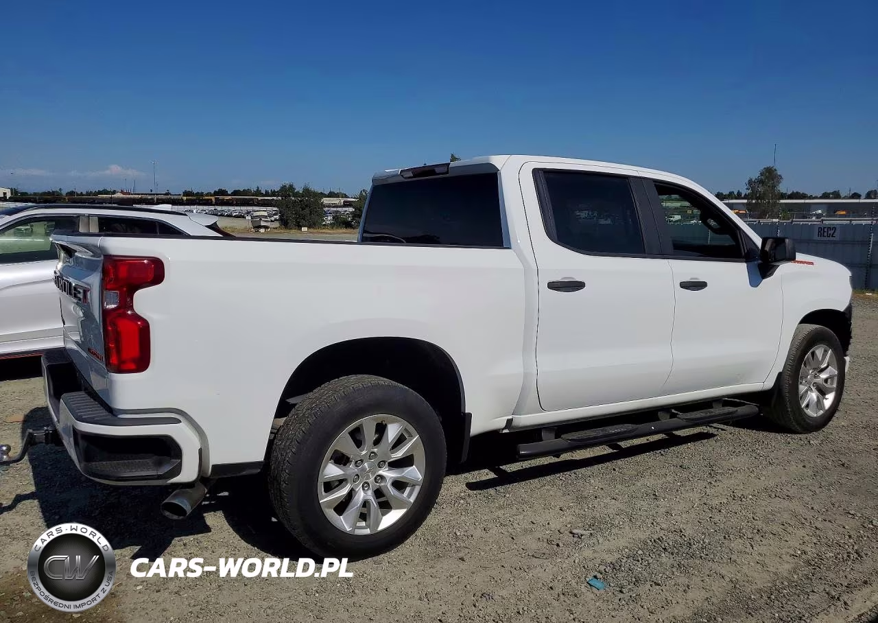 2021 Chevrolet Silverado C1500 Custom VIN:1GCPWBEK4MZ232153 - 3