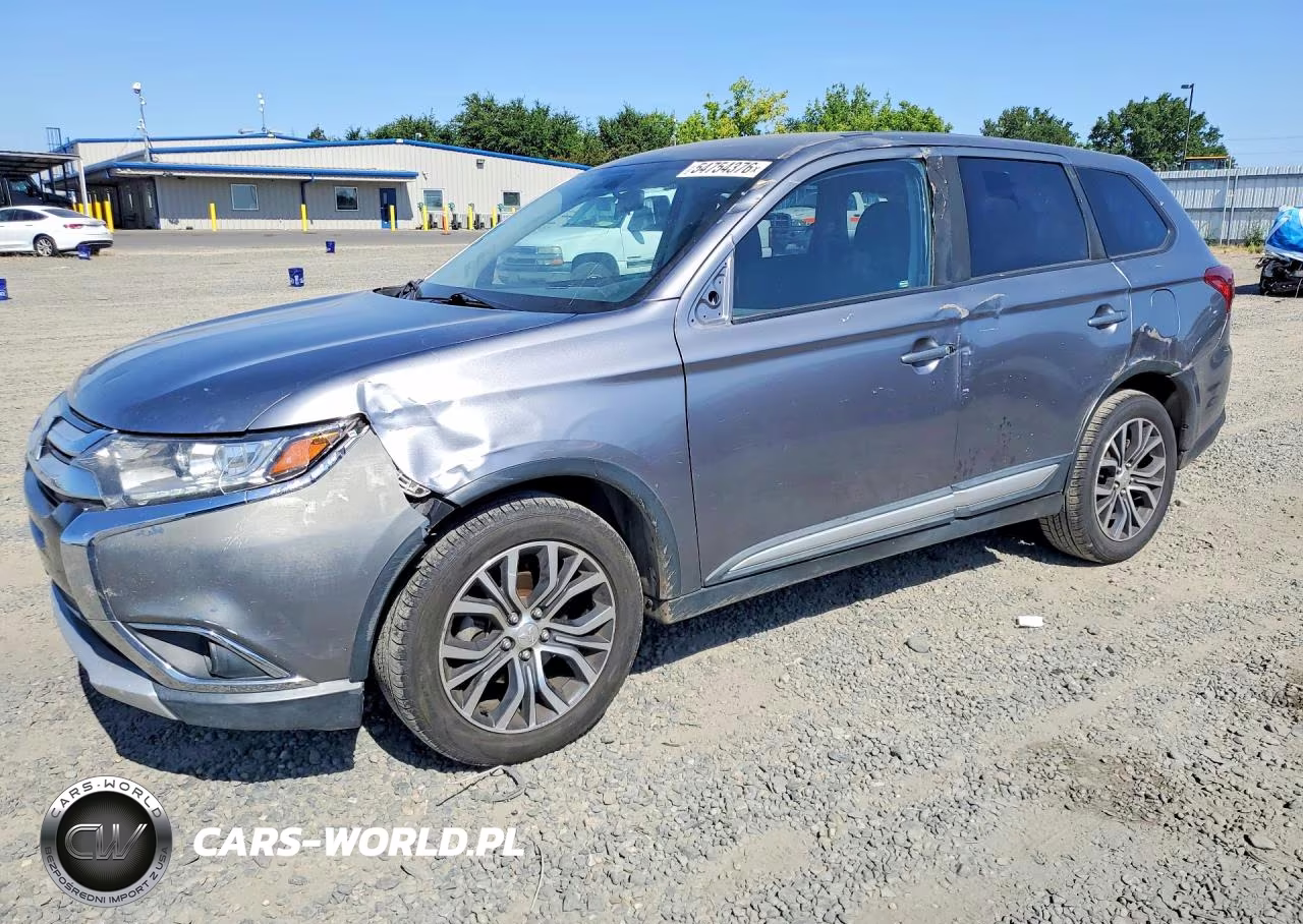 2018 Mitsubishi Outlander Se – zdjęcie 1 z 13