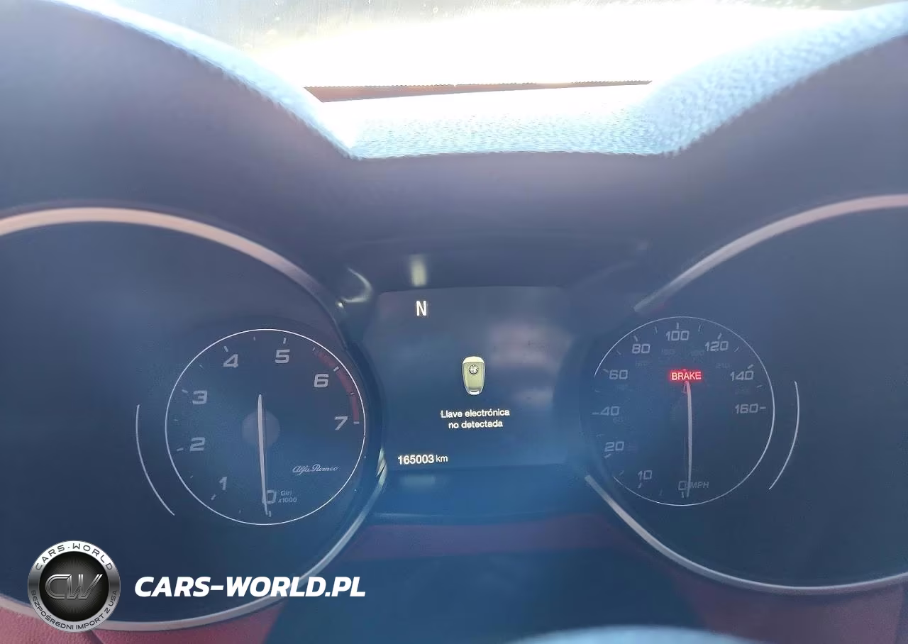 2018 Alfa Romeo Stelvio Ti VIN:ZASFAKBN2J7B75944 - 9