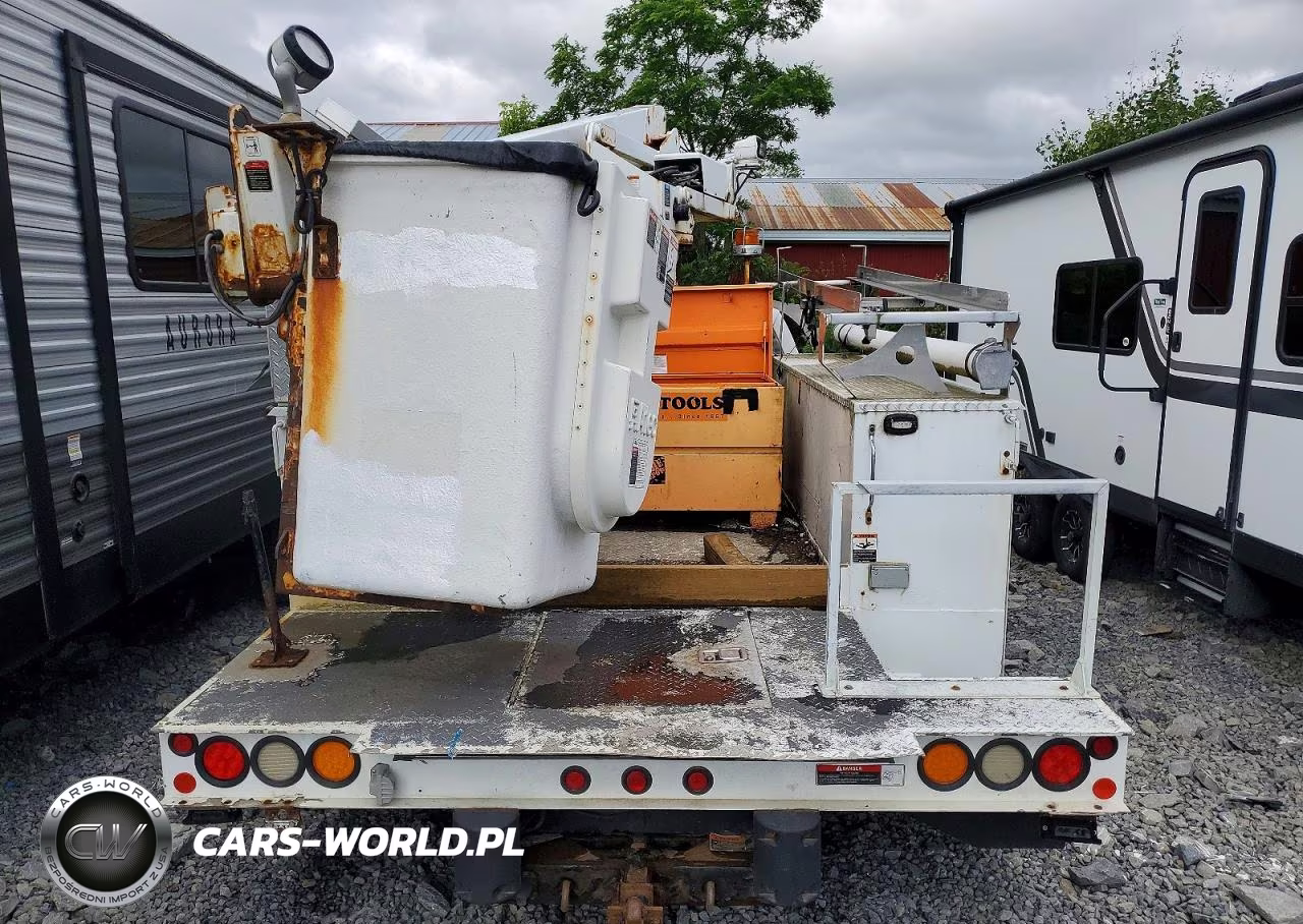 2014 Ford F450 Super Duty Bucket Truck VIN:1FDUF4GT6EEA94432 - 6