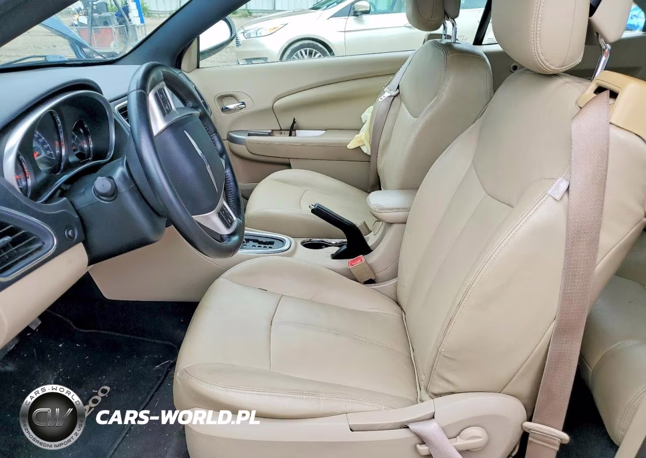 2011 Chrysler 200 Touring VIN:1C3BC2EG4BN596922 - 7