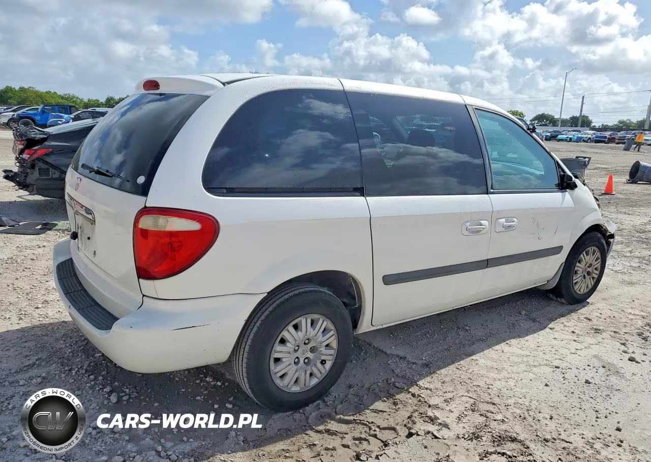 2006 Chrysler Town & Country VIN:1A4GP45R26B753741 - 3