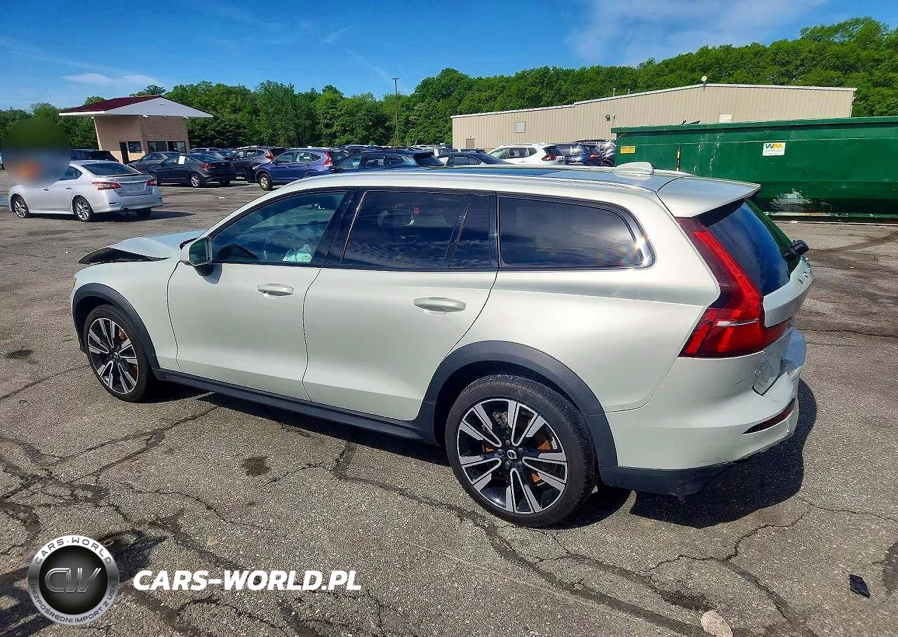 2020 Volvo V60 Cross Country T5 Momentum VIN:YV4102WK4L1048394 - 2