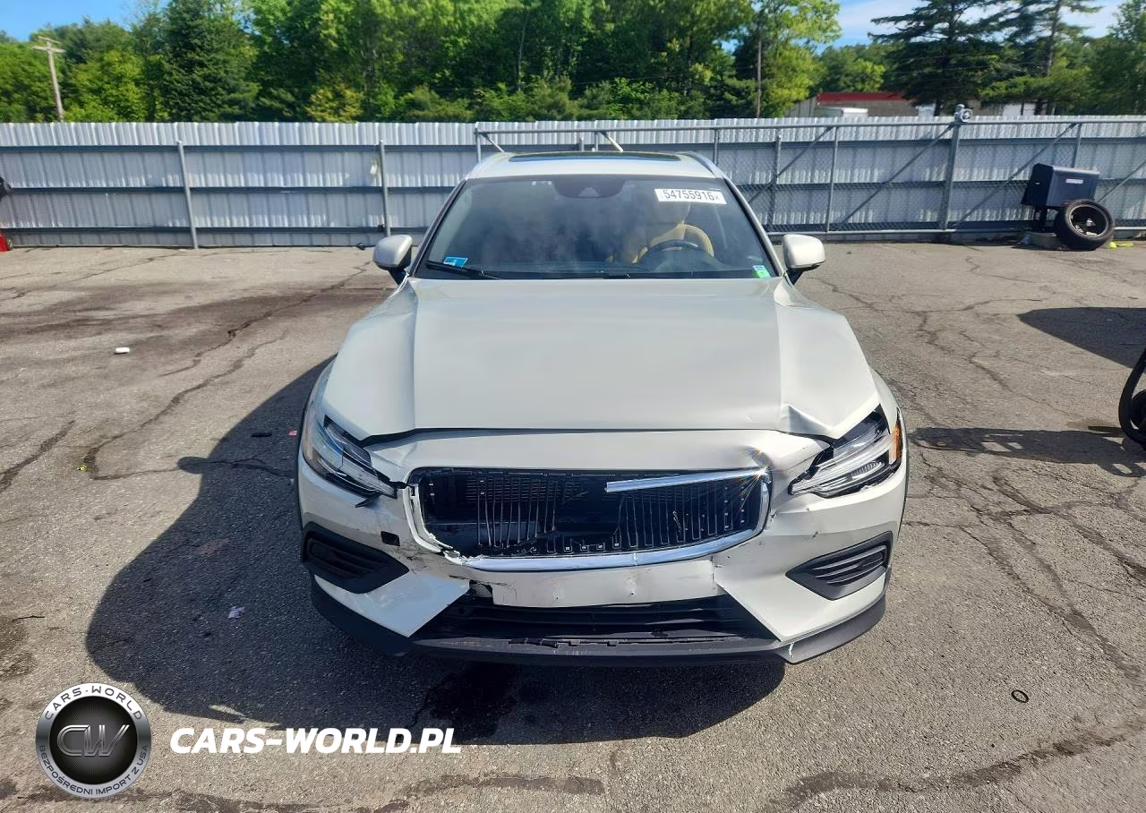 2020 Volvo V60 Cross Country T5 Momentum VIN:YV4102WK4L1048394 - 5