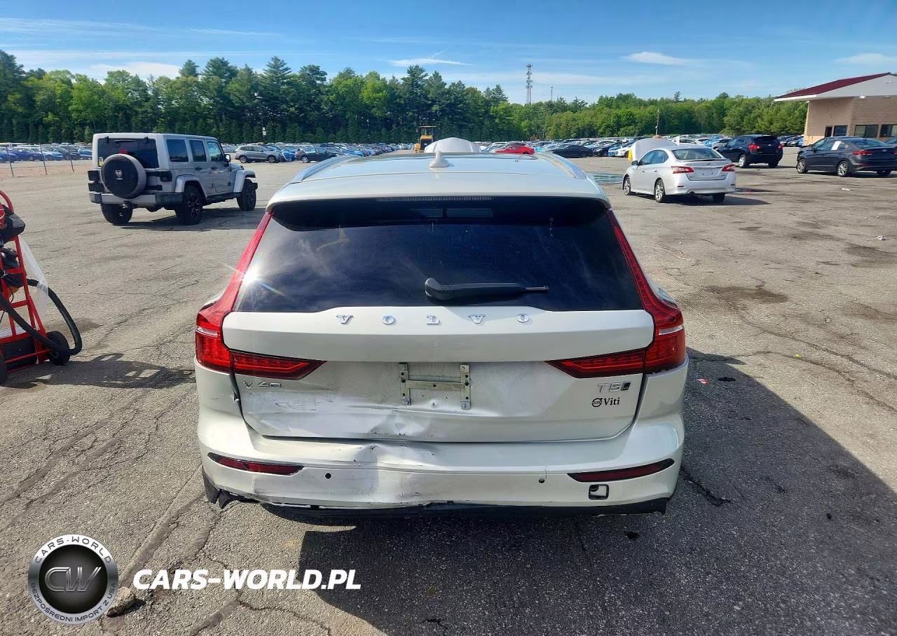 2020 Volvo V60 Cross Country T5 Momentum VIN:YV4102WK4L1048394 - 6