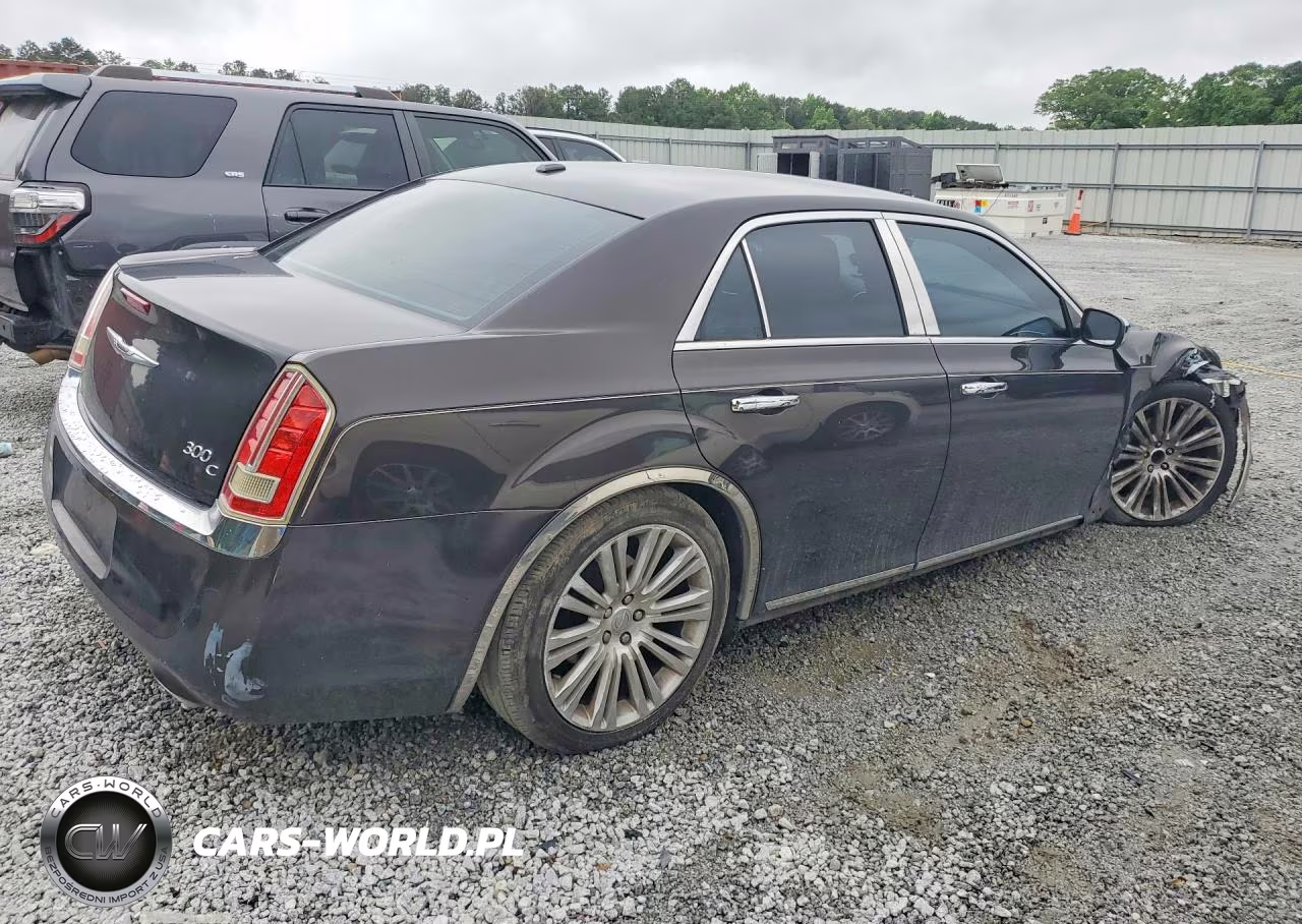 2013 Chrysler 300C VIN:2C3CCAEG7DH630426 - 3