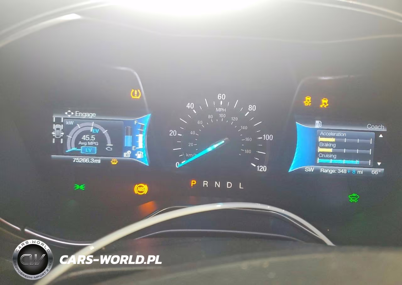 2018 Ford Fusion Se Phev VIN:3FA6P0PU0JR130270 - 9