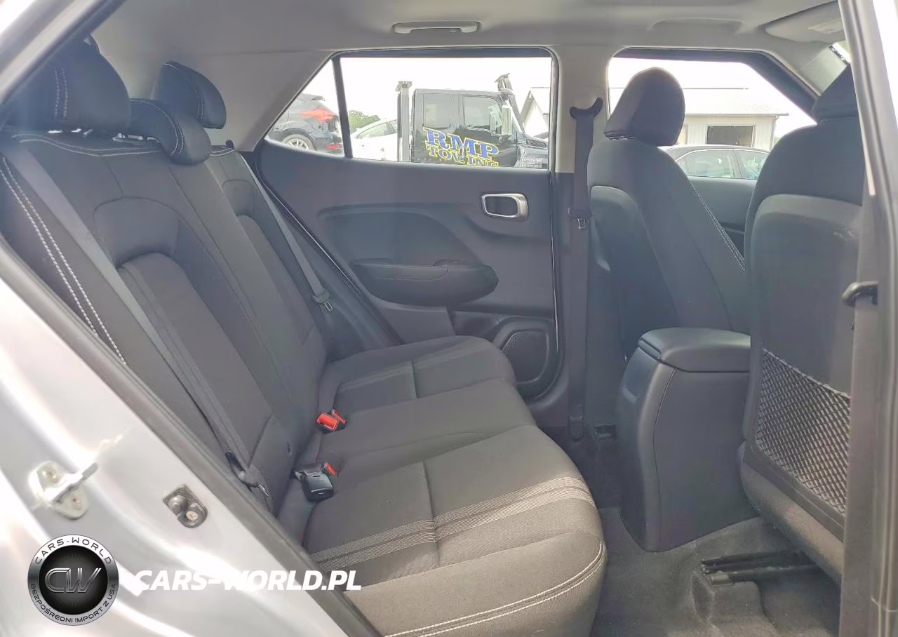 2022 Hyundai Venue VIN:KMHRC8A38NU160709 - 10