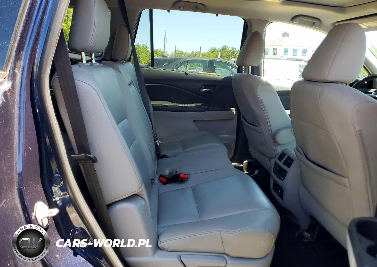 2021 Honda Pilot Touring VIN:5FNYF6H98MB014808 - 11
