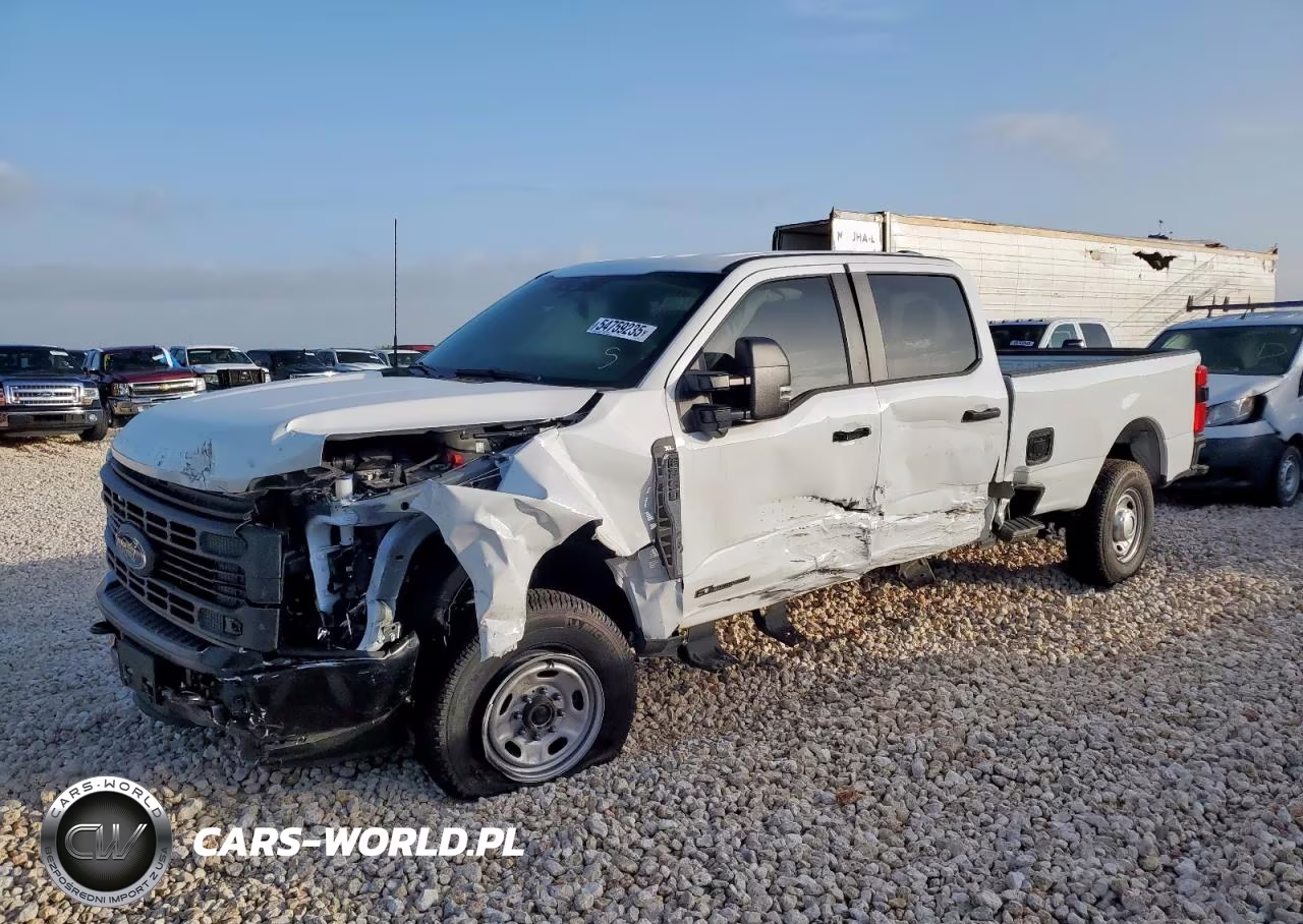 2025 Ford F250 Super Duty – zdjęcie 1 z 12