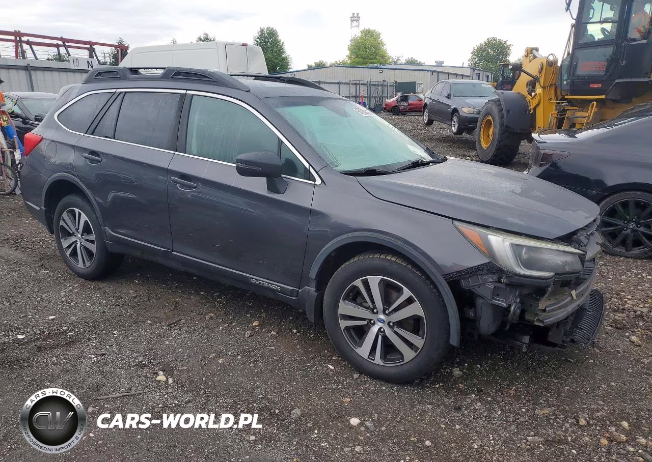 2018 Subaru Outback 2.5I Limited VIN:4S4BSANC0J3217457 - 4