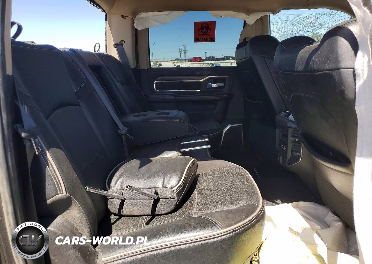 2021 Ram 2500 Laramie VIN:3C6UR5FL4MG697753 - 10